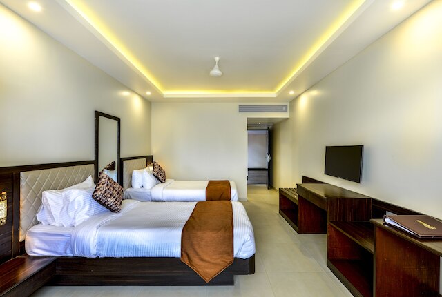 ホテル ゴールデン プラトー