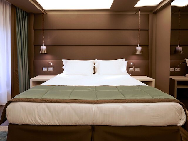 ハリーズ バー トレビ ホテル & レストラン