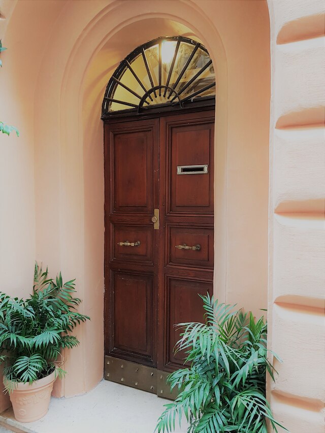 ハリーズ バー トレビ ホテル & レストラン