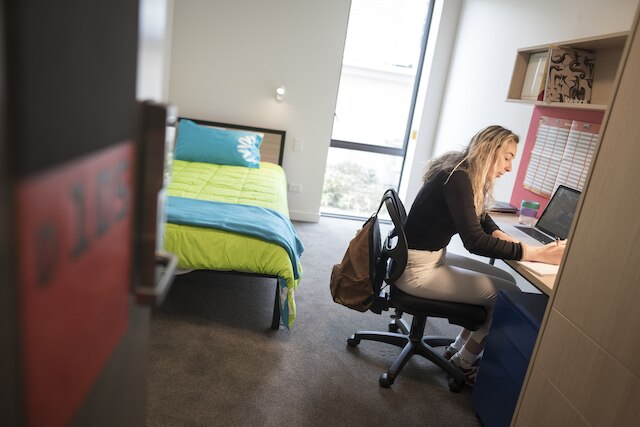 キャンパス サマー ステイズ - オタゴ ビレッジ