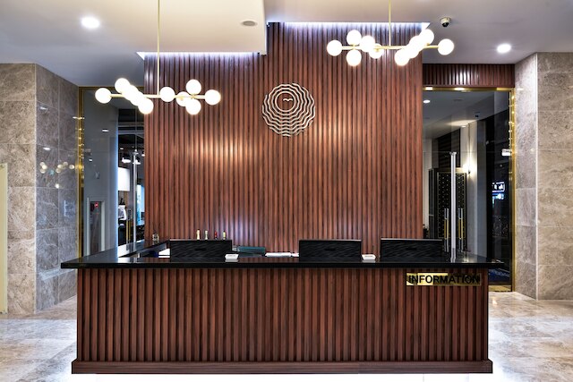 シー & ムーン ツーリスト ホテル