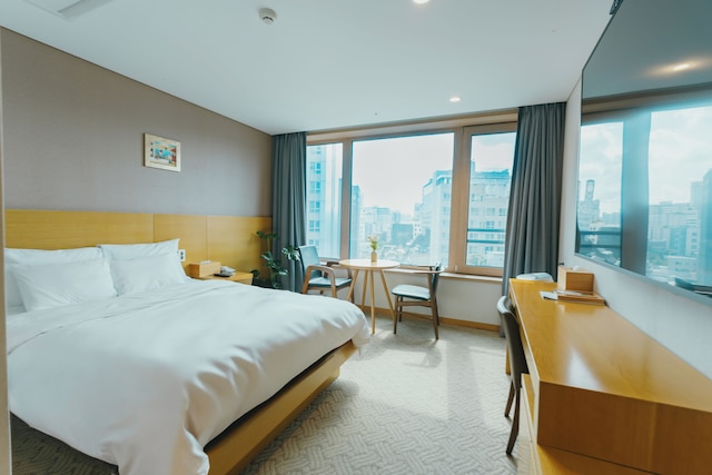 チョンノ ホテル ルミア