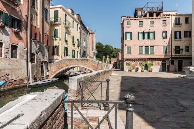 7 ウィンドウズ オン ベニス