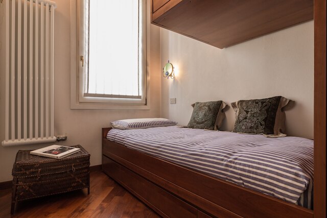 7 ウィンドウズ オン ベニス