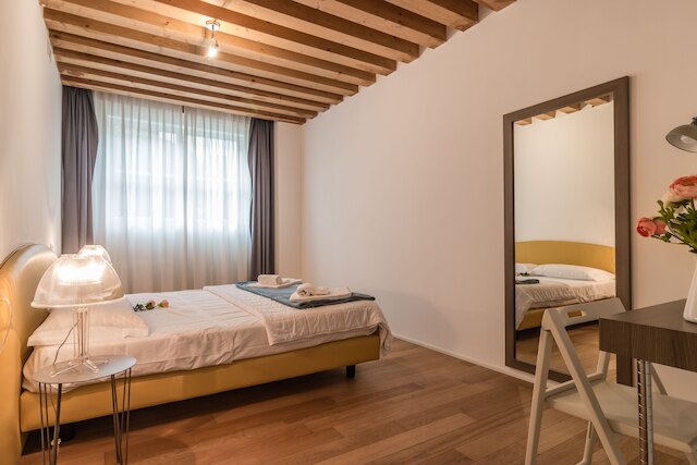 マッソーニ 10 モダン フラット