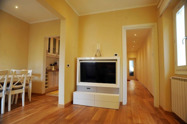 デラックス アパートメンツ