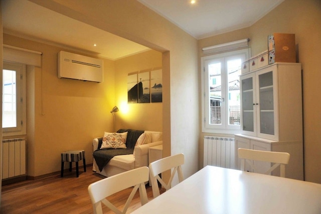 デラックス アパートメンツ