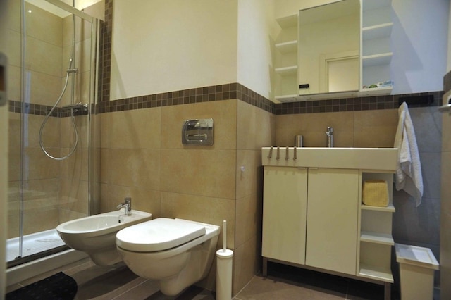 デラックス アパートメンツ