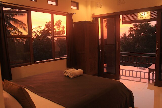 ニルワ ウブド カルマ