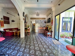 ンゴ ホームステイ