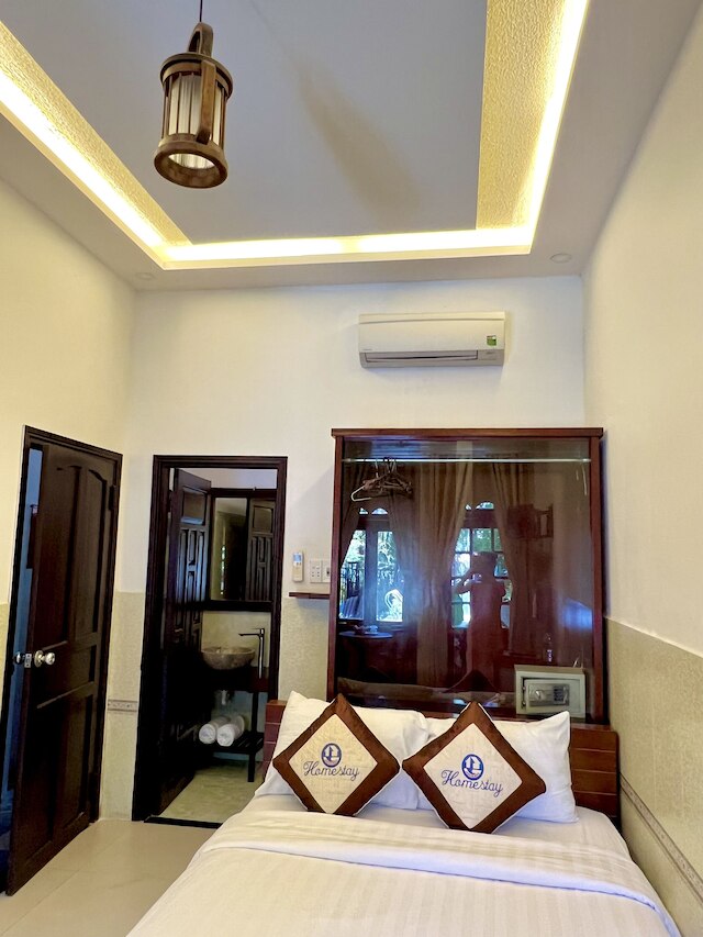 ンゴ ホームステイ