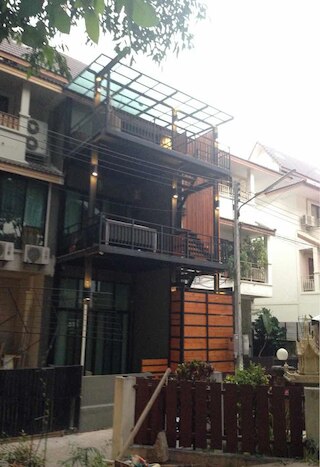 ナカラ ロフト チェンマイ ニーマン