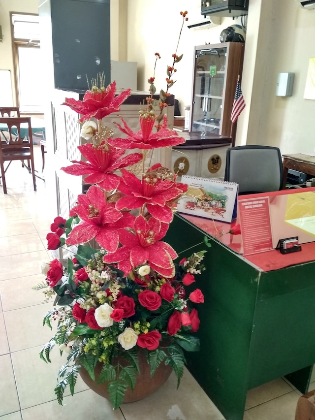 イマム ボンジョル ホステル