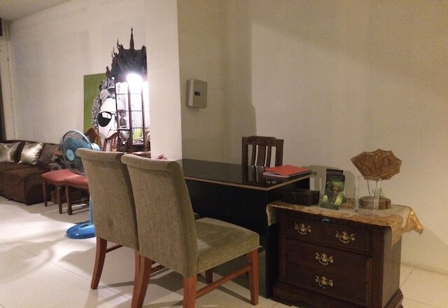 ムーン ハウス アット クロック タワー