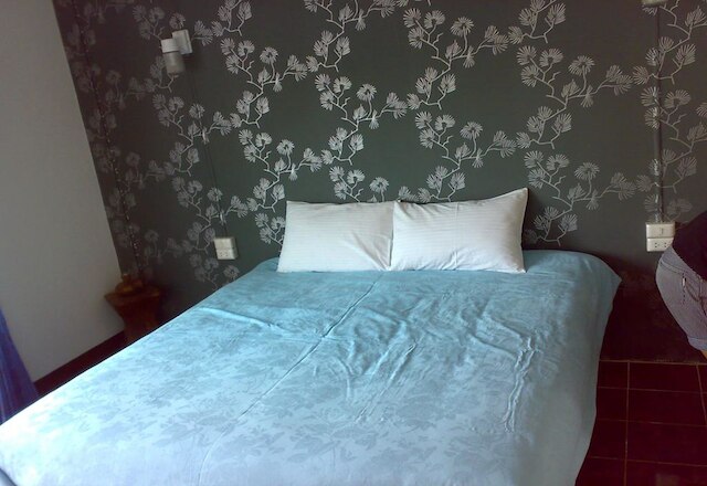 ムーン ハウス アット クロック タワー