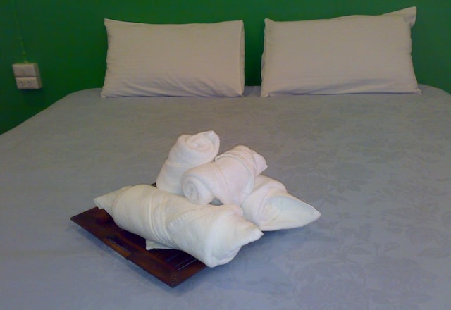 ムーン ハウス アット クロック タワー