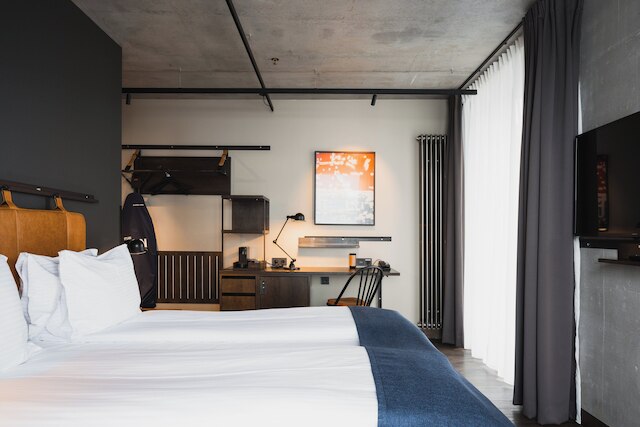 エクセター ホテル