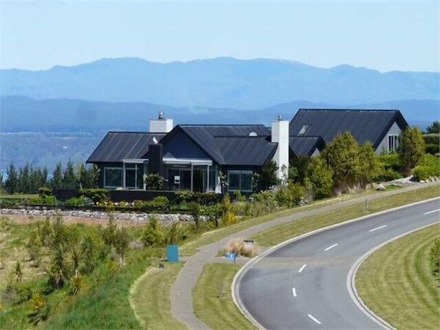 ザ レイクビュー ハウス アパートメント