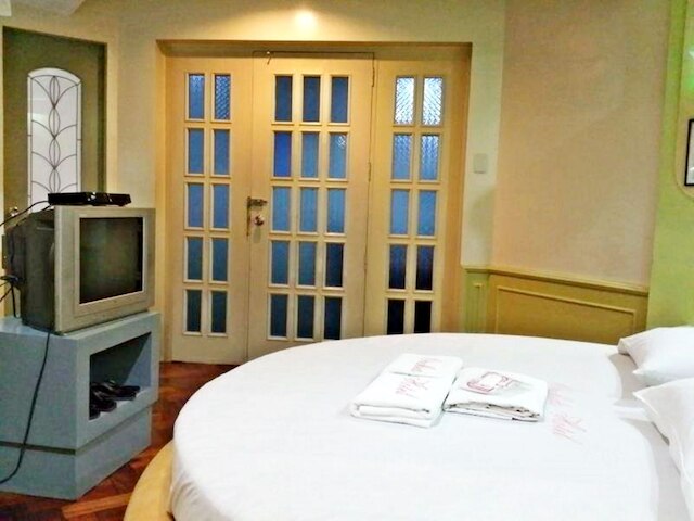 オーキッズ ドライブ イン ホテル アンド レストラン