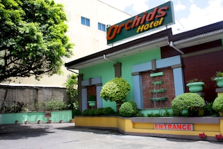 オーキッズ ドライブ イン ホテル アンド レストラン