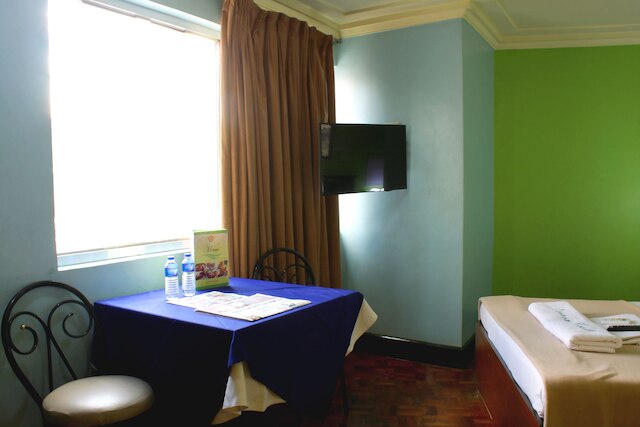 ベッドボックス ホテル