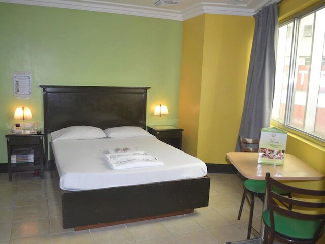 ベッドボックス ホテル