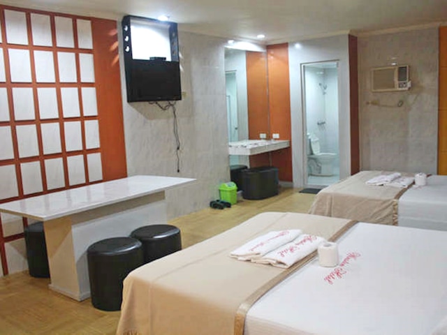 ニュー ウィンストン ホテル