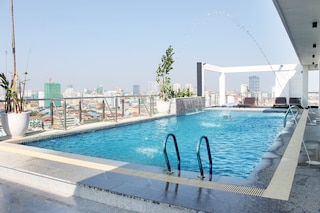 マリス ザレジデンス & ホテル