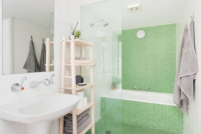 1890 年代に建てられた由緒ある一軒家、裏庭のテラスデッキあり H346