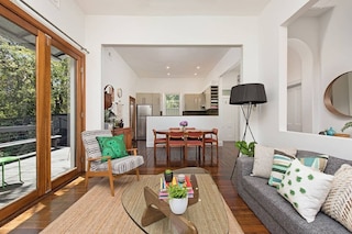 1890 年代に建てられた由緒ある一軒家、裏庭のテラスデッキあり H346