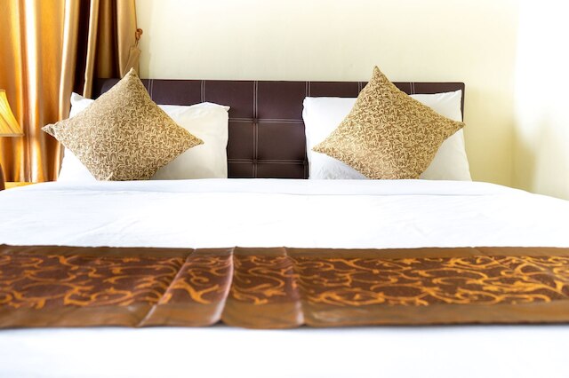 サシ ノンタブリー ホテル