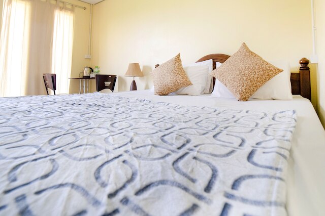 サシ ノンタブリー ホテル