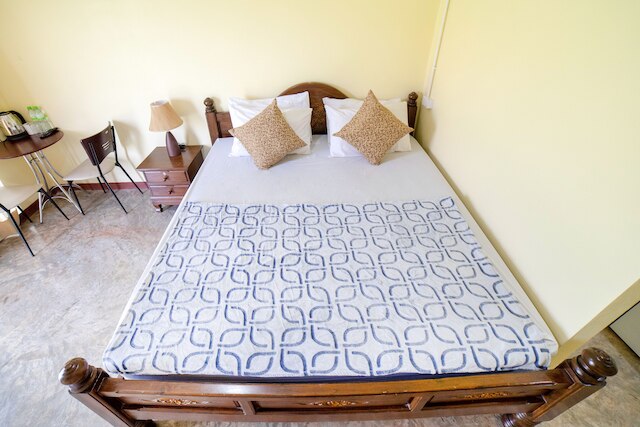 サシ ノンタブリー ホテル