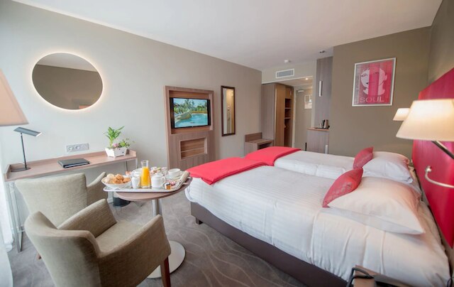 アパート ホテル ル キャステレ