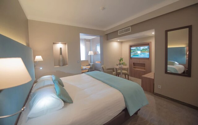 アパート ホテル ル キャステレ