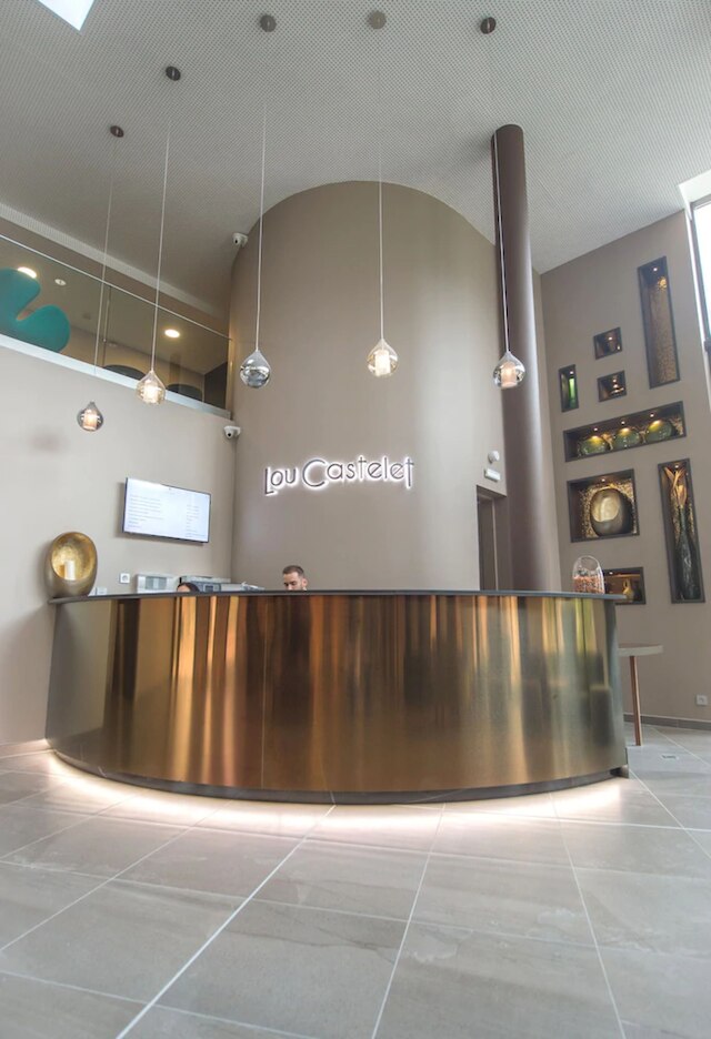 アパート ホテル ル キャステレ