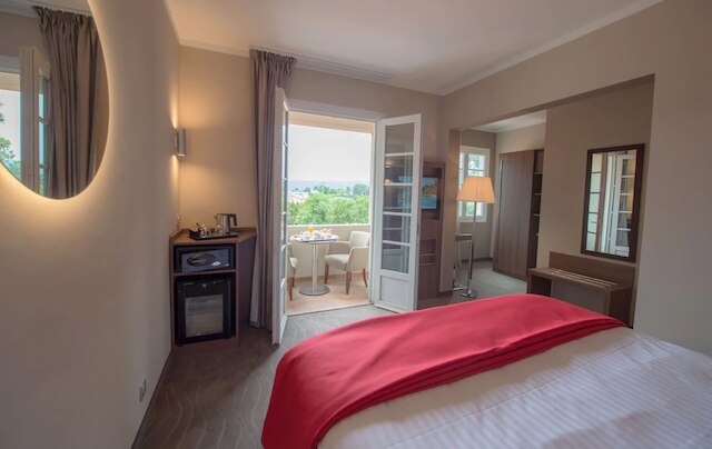 アパート ホテル ル キャステレ