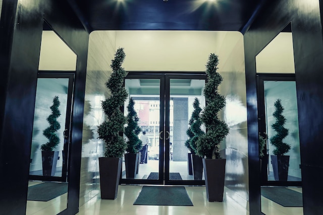 ウェスト インシュラ ユニット バイ AYS