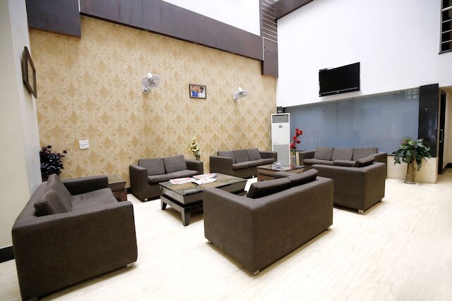 ホテル パラダイス イン