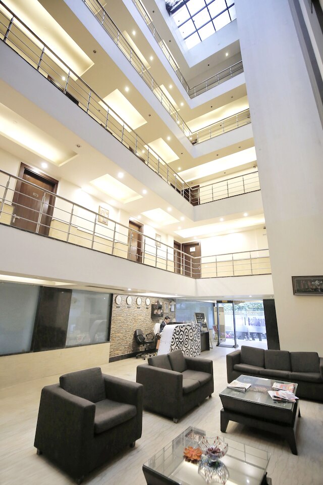 ホテル パラダイス イン