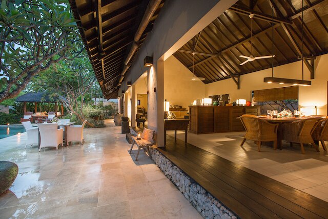 ヴィラ ロク バイ ナギサ バリ