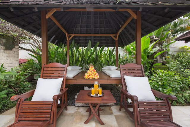 ヴィラ ロク バイ ナギサ バリ