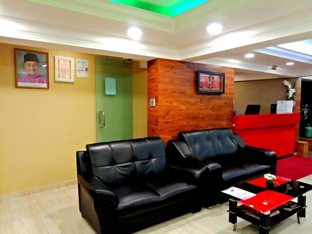 イージー ホテル アット アンパン