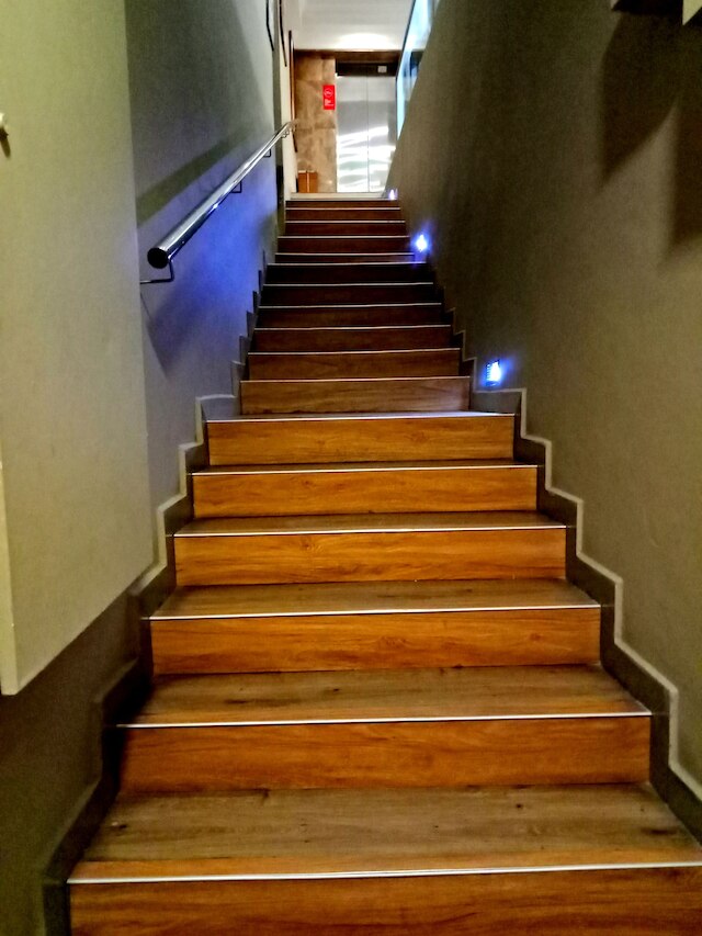 イージー ホテル アット アンパン