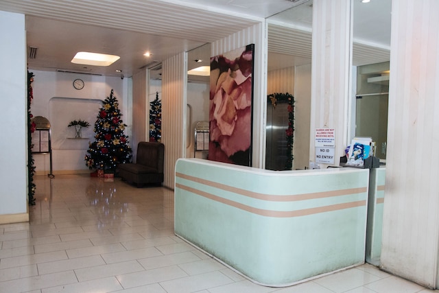 レッドドアーズ ット ベル エア ソーホー スイーツ マカティ シティ