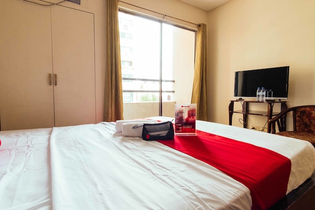 レッドドアーズ ット ベル エア ソーホー スイーツ マカティ シティ