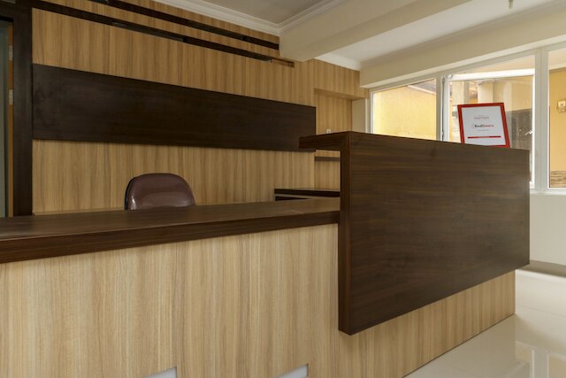 レッドドアーズ プラス ニア パレンバン スクエア モール