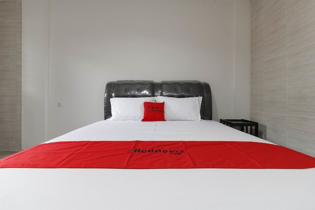 レッドドアーズ プラス ニア RS ロイヤル プリマ