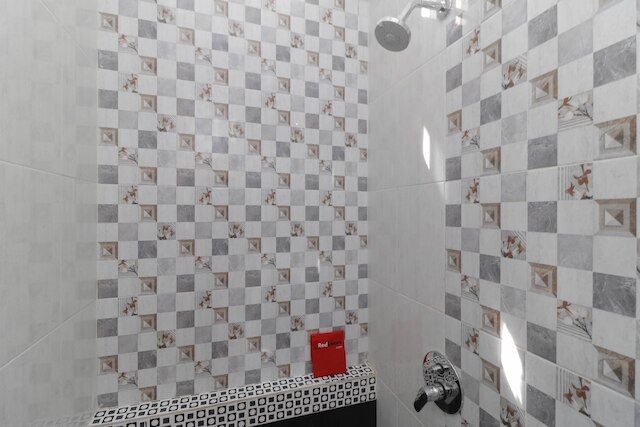 レッドドアーズ プラス ニア RS ロイヤル プリマ