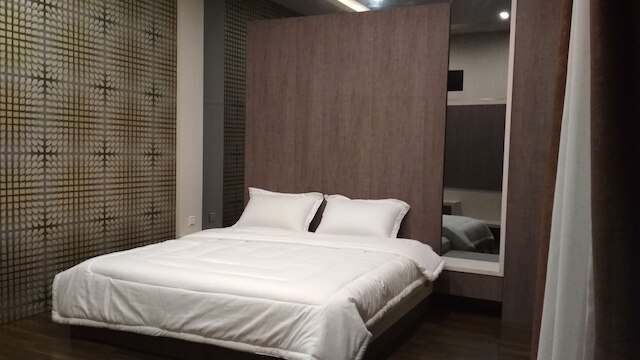 スリープレスト - ダイアモンド パレス